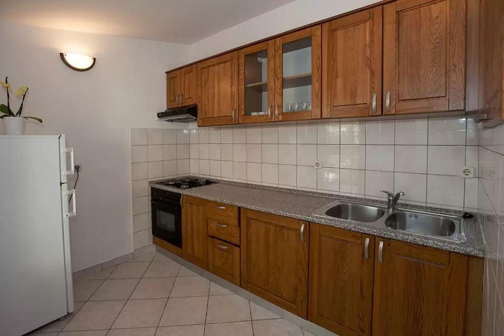 Apartments Carevic Ante 바스카보다 외부 사진